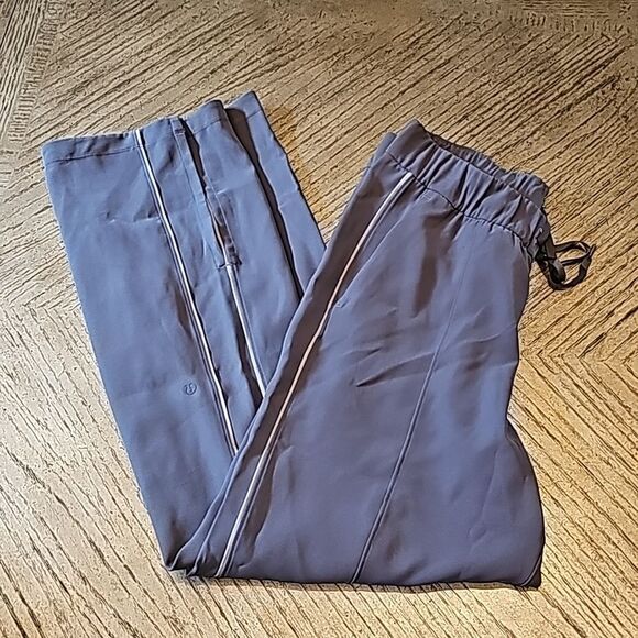 Lululemon on the right track gray jogger pants size L - Picture 1 of 11
